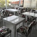 Artemis Old Hotell 3*