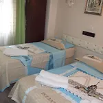 Hotell Artemis Old 3*