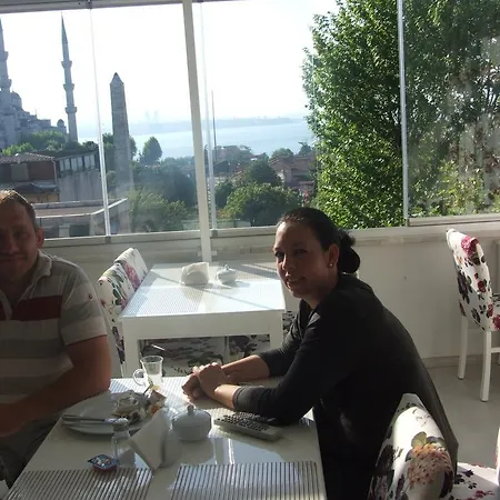 Artemis Old Hotell 3*